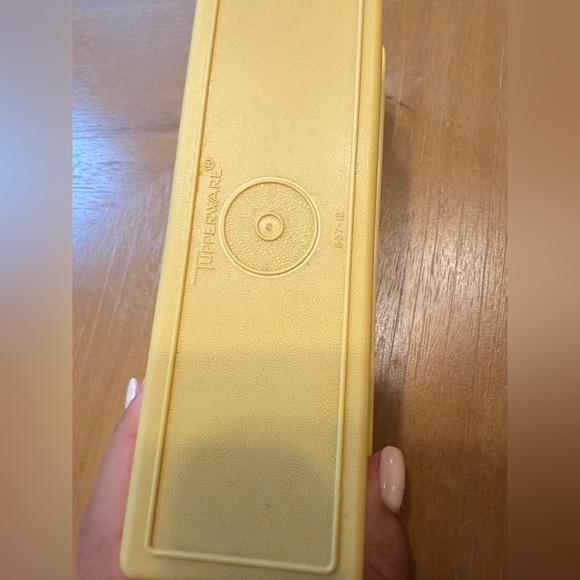 VTG 70s Tupperware Butter Dish Keeper - Harvest Gold Top 637-4 Almond Base 636-2 - Picture 5 of 8